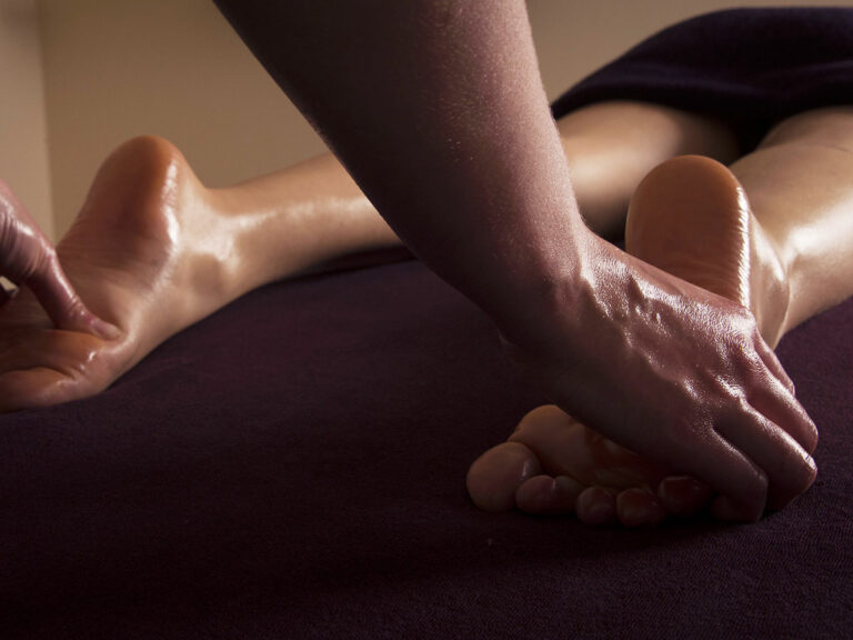 Massage anti-stress pour évacuer les tensions accumulées