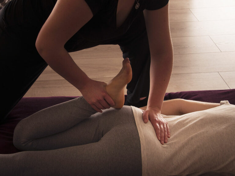 Massage Shiatsu des jambes - Soins d'équilibre à Angoulême